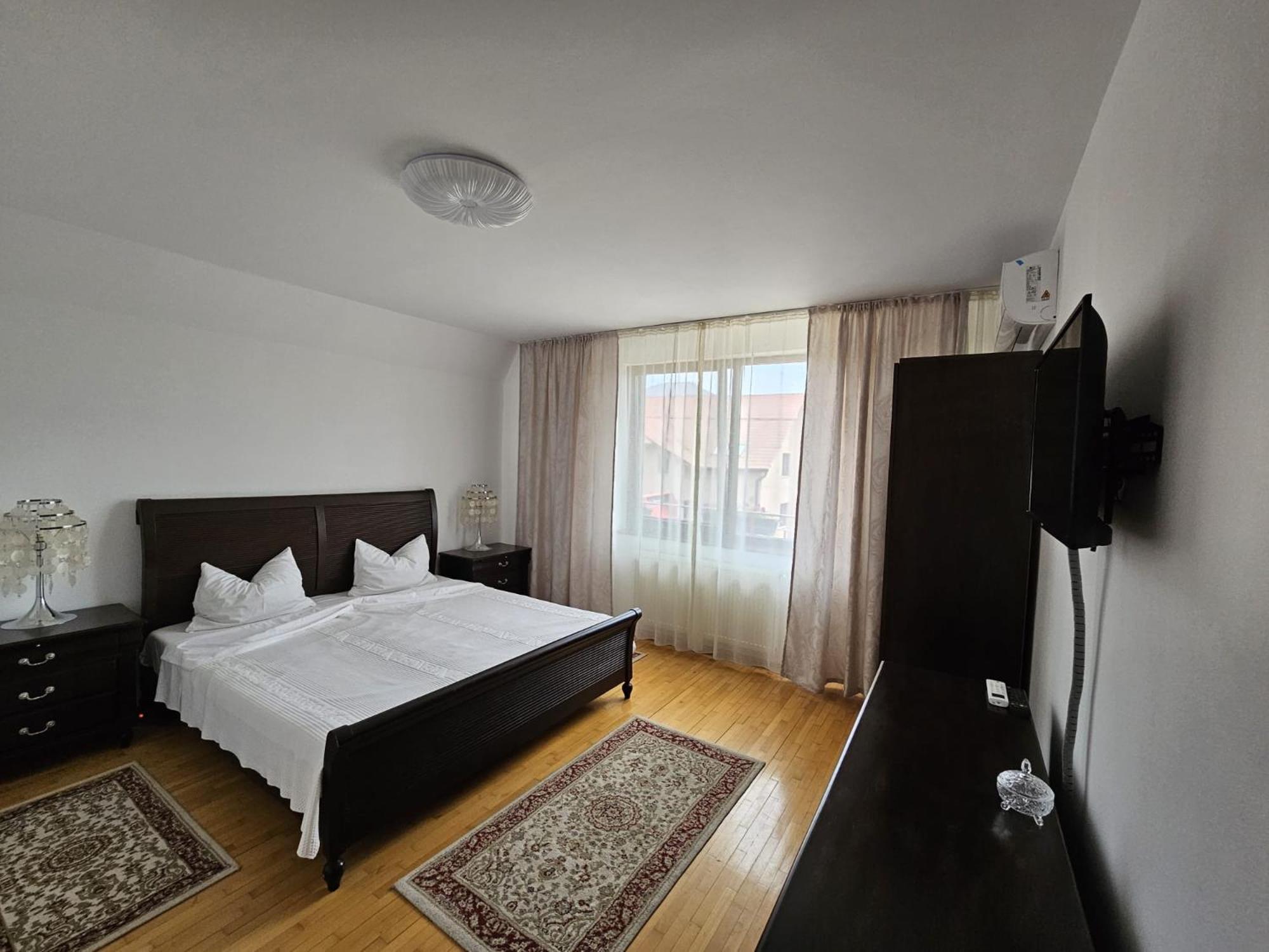 Vila De La Lugas Oradea Exteriör bild